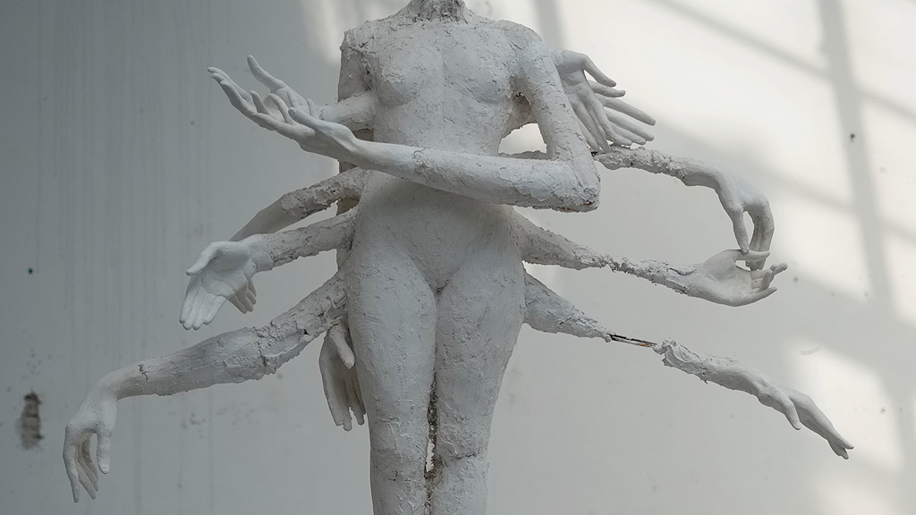 Katerina Komm: sculpture, PRÁCE: Cape et donna