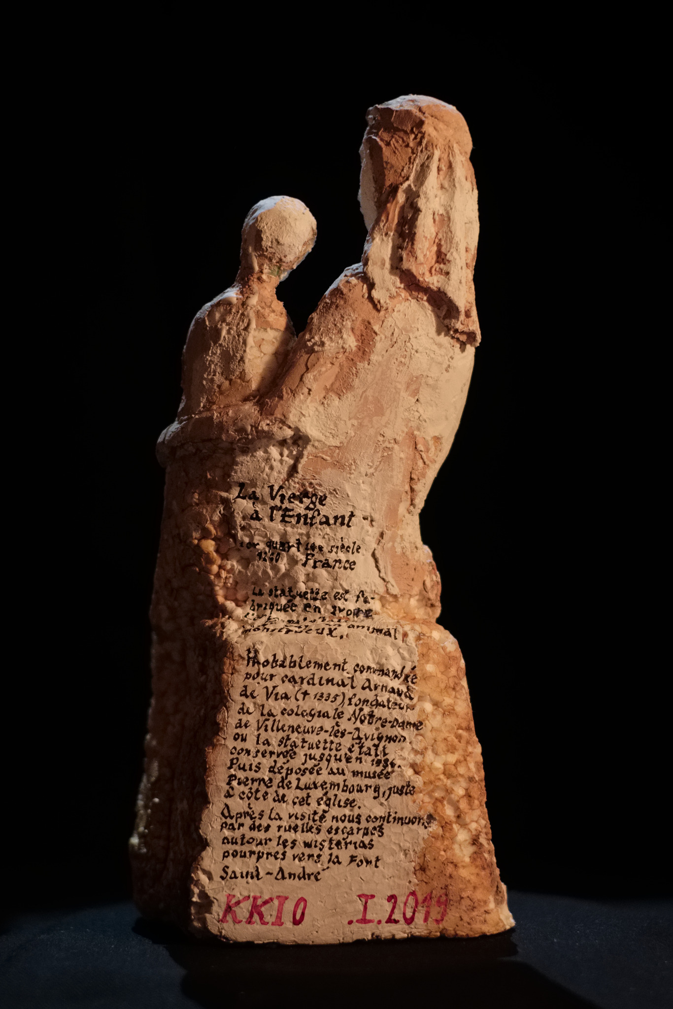 Katerina Komm, sculpture, PRÁCE: La Vierge à l'enfant